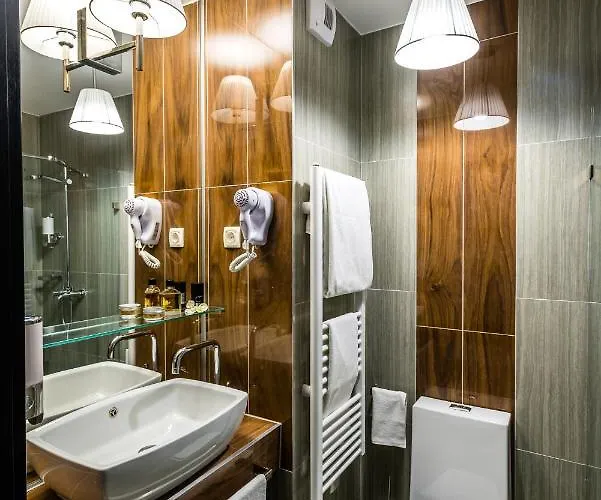 Science Szálloda 4*