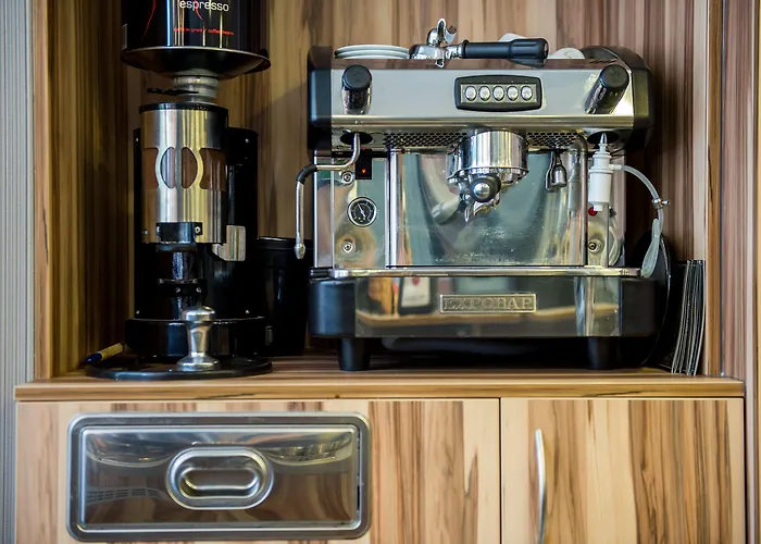 Science Szálloda 4*