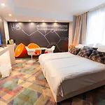 Science Hotel 4*