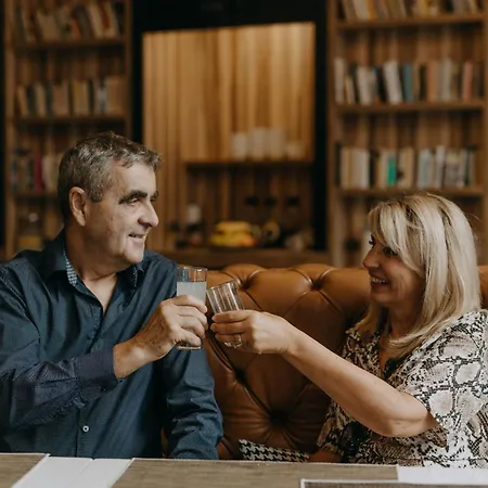 Ξενοδοχείο Science