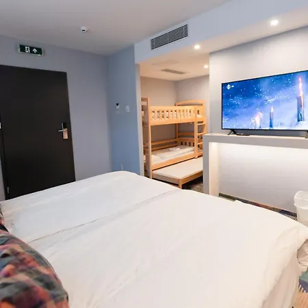 Hotel Science 4*