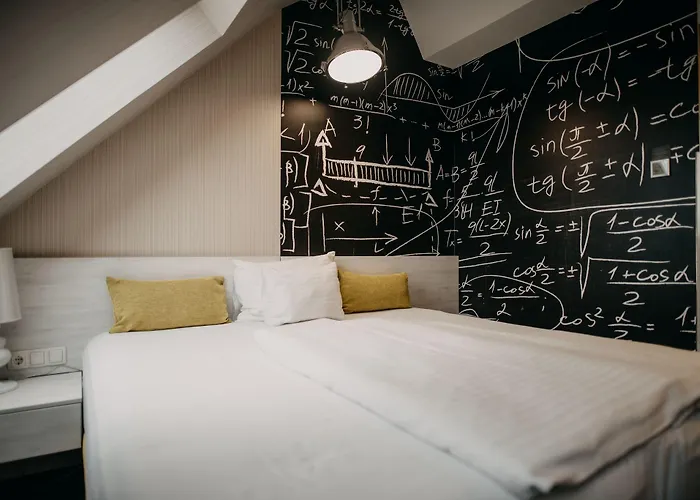 Ξενοδοχείο Science 4*