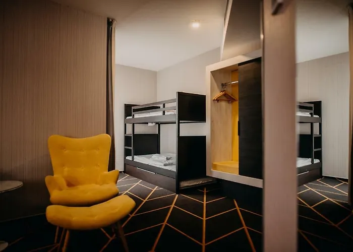 Science Ξενοδοχείο Σέγκεντ